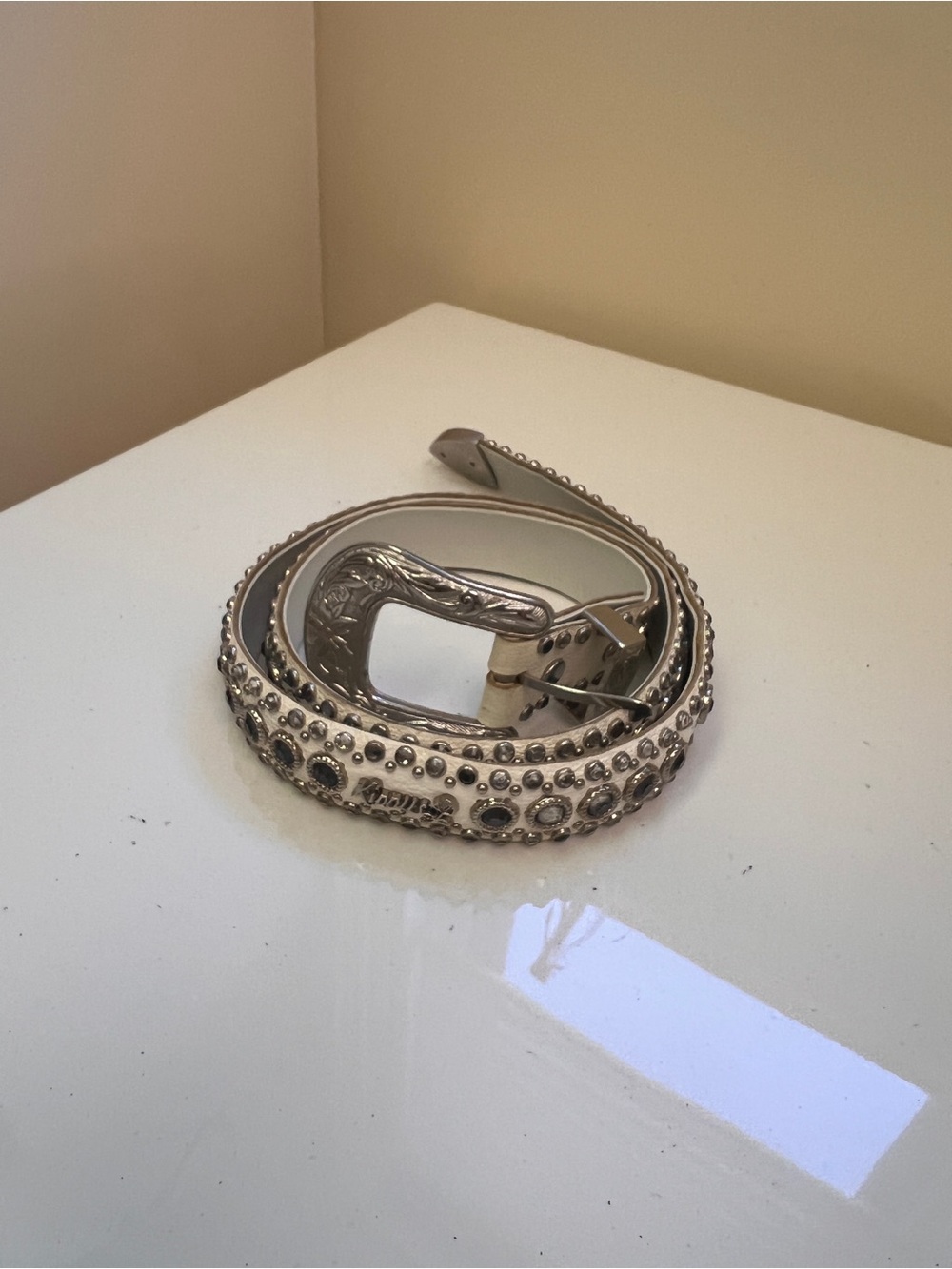 White Studded Western-Style Women’s Belt